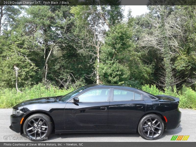 Pitch Black / Black 2019 Dodge Charger SXT