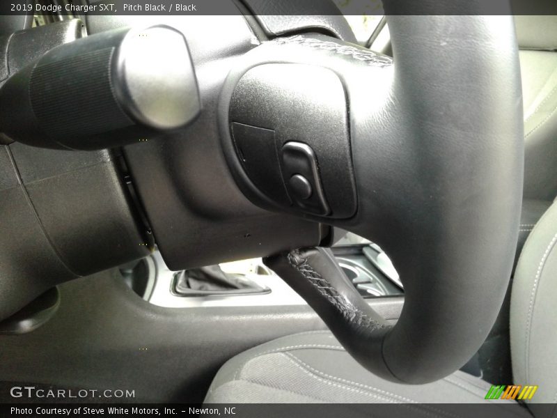 Pitch Black / Black 2019 Dodge Charger SXT