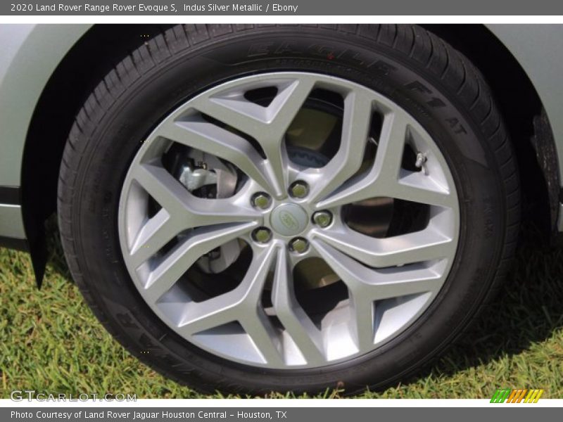 Indus Silver Metallic / Ebony 2020 Land Rover Range Rover Evoque S