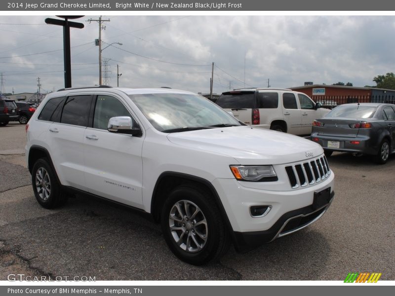 Bright White / New Zealand Black/Light Frost 2014 Jeep Grand Cherokee Limited