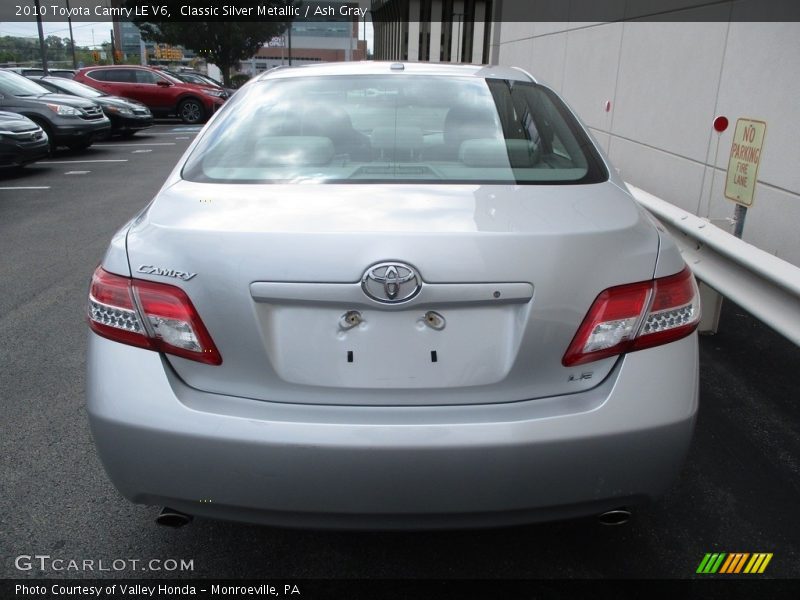 Classic Silver Metallic / Ash Gray 2010 Toyota Camry LE V6