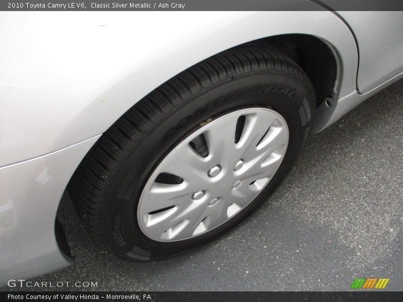 Classic Silver Metallic / Ash Gray 2010 Toyota Camry LE V6