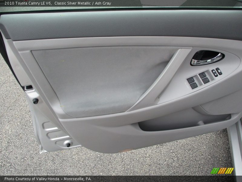 Classic Silver Metallic / Ash Gray 2010 Toyota Camry LE V6