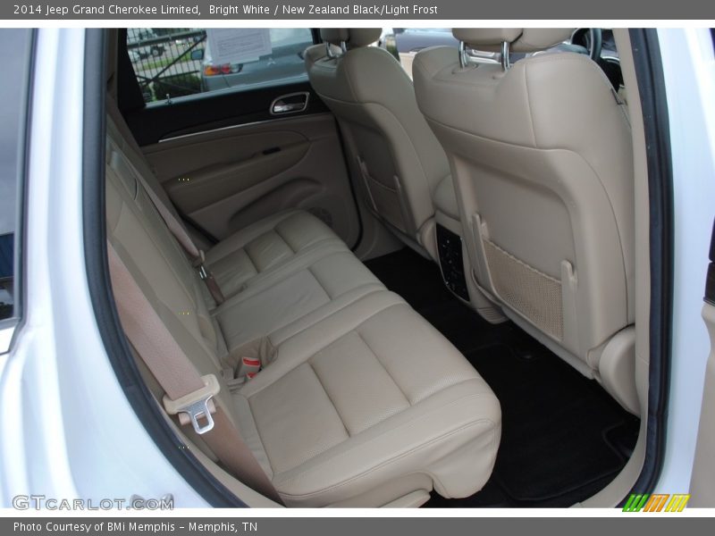 Bright White / New Zealand Black/Light Frost 2014 Jeep Grand Cherokee Limited