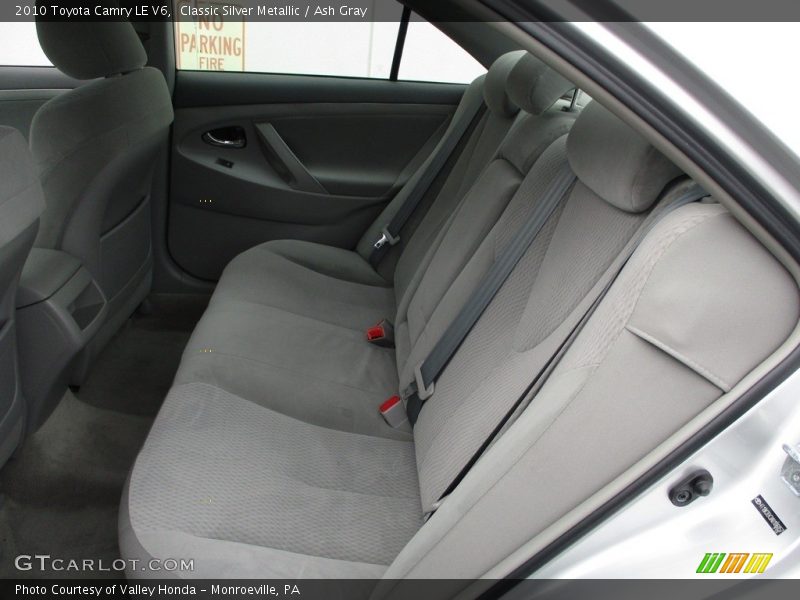 Classic Silver Metallic / Ash Gray 2010 Toyota Camry LE V6