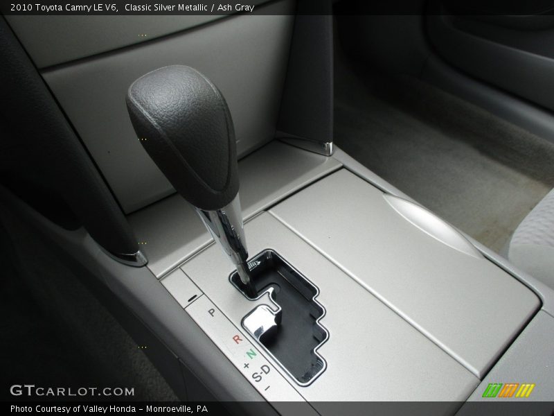 Classic Silver Metallic / Ash Gray 2010 Toyota Camry LE V6