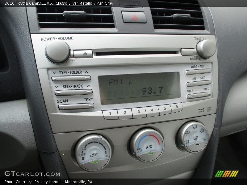 Classic Silver Metallic / Ash Gray 2010 Toyota Camry LE V6