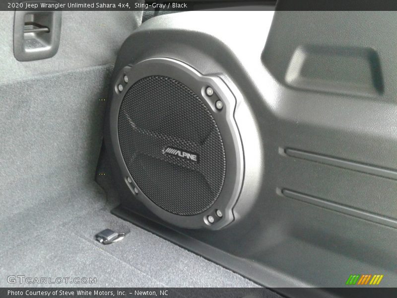 Sting-Gray / Black 2020 Jeep Wrangler Unlimited Sahara 4x4