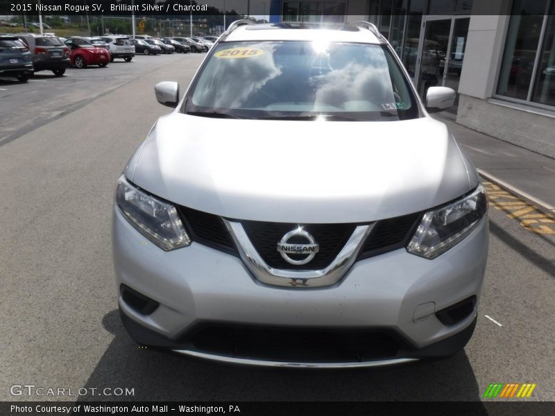 Brilliant Silver / Charcoal 2015 Nissan Rogue SV