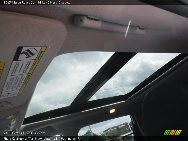 Brilliant Silver / Charcoal 2015 Nissan Rogue SV