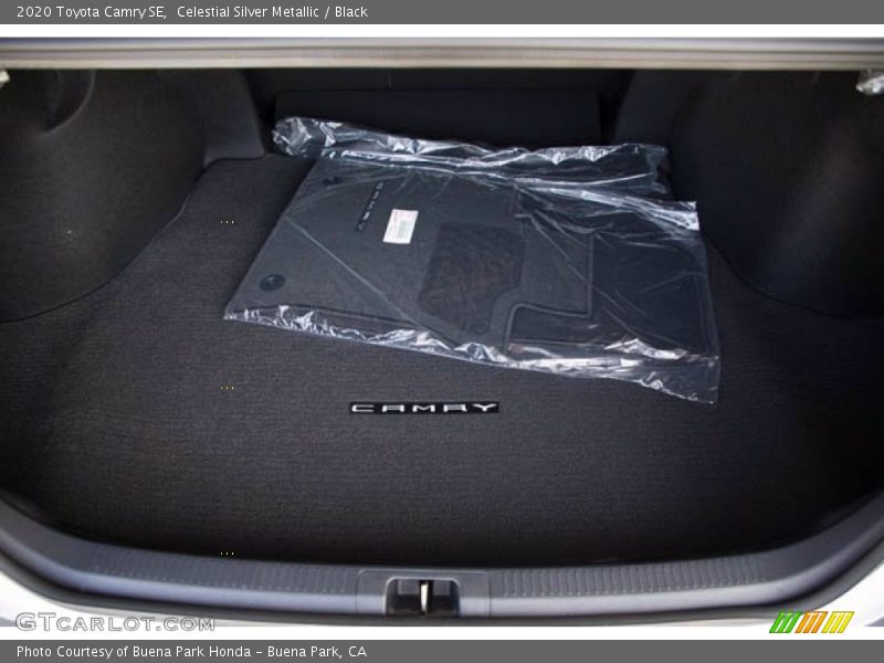 Celestial Silver Metallic / Black 2020 Toyota Camry SE