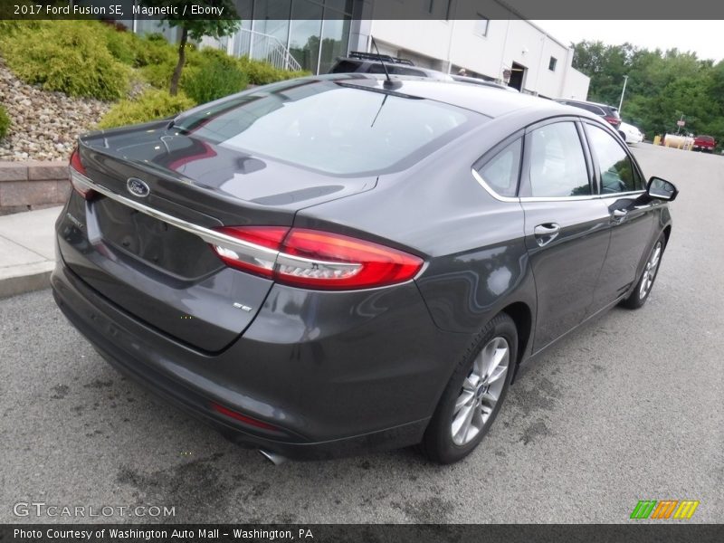 Magnetic / Ebony 2017 Ford Fusion SE