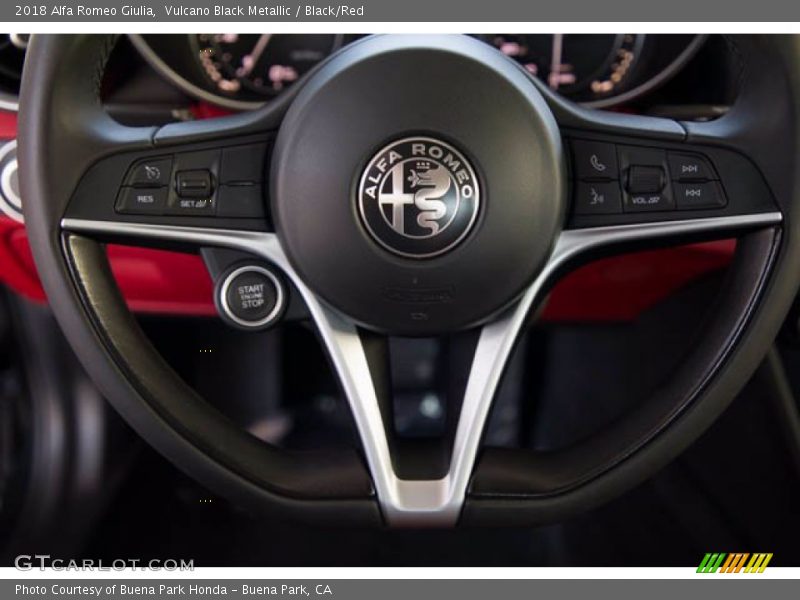 Vulcano Black Metallic / Black/Red 2018 Alfa Romeo Giulia