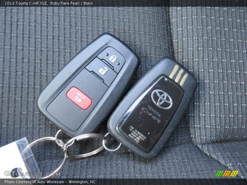 Ruby Flare Pearl / Black 2019 Toyota C-HR XLE