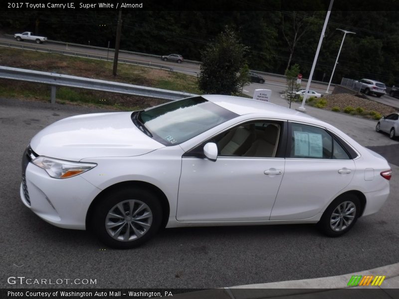 Super White / Almond 2017 Toyota Camry LE