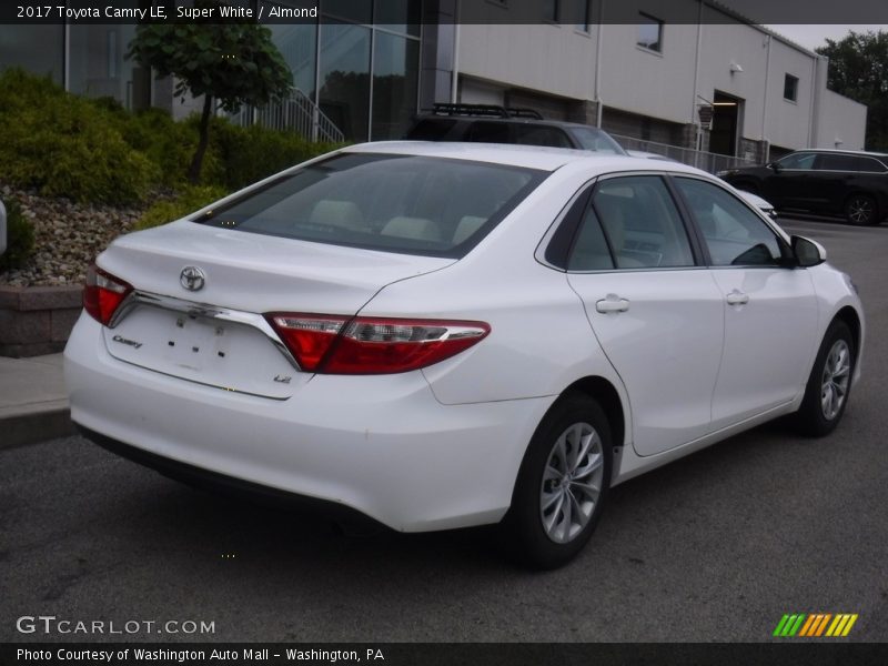 Super White / Almond 2017 Toyota Camry LE