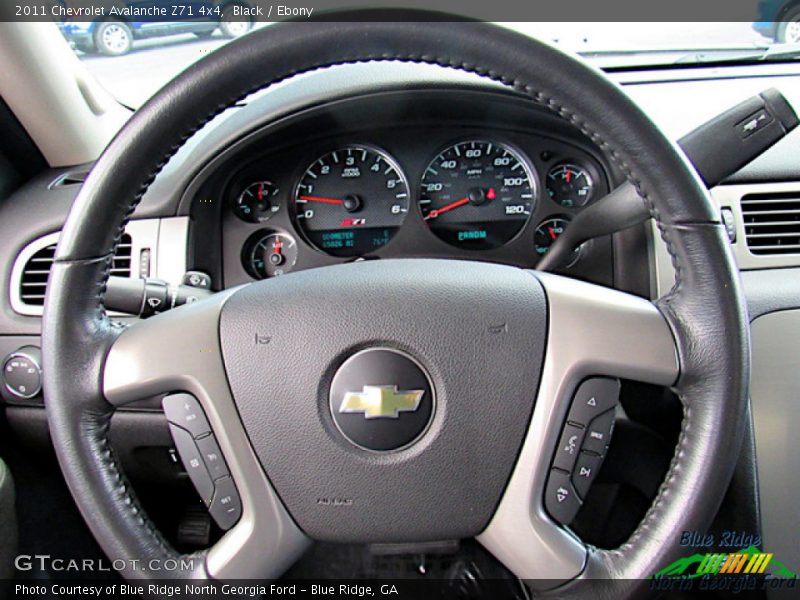 Black / Ebony 2011 Chevrolet Avalanche Z71 4x4