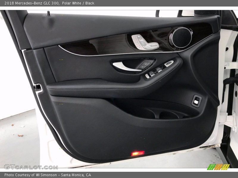 Polar White / Black 2018 Mercedes-Benz GLC 300