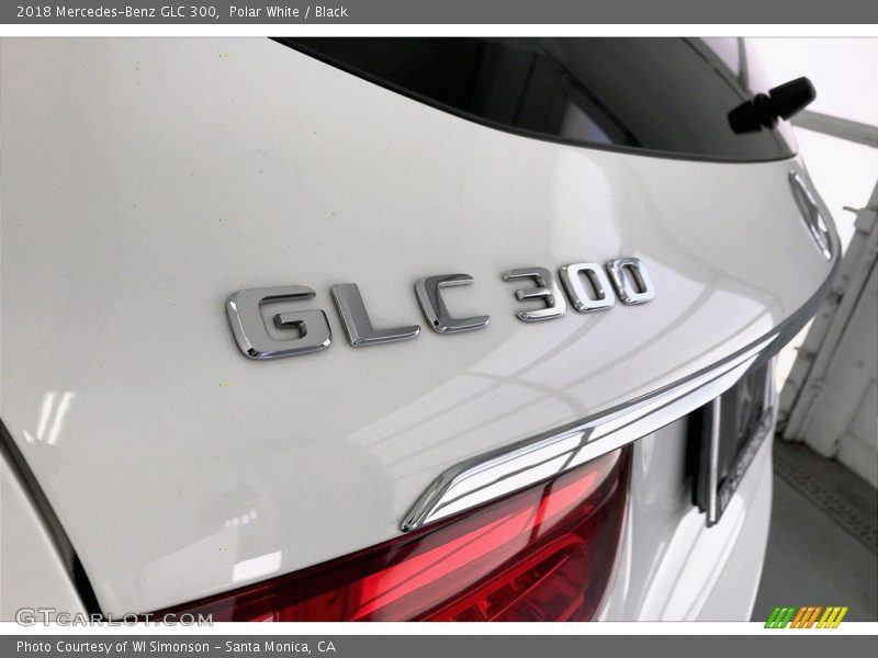 Polar White / Black 2018 Mercedes-Benz GLC 300