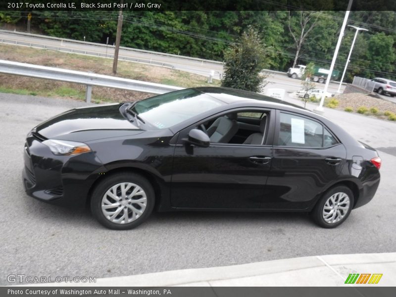 Black Sand Pearl / Ash Gray 2017 Toyota Corolla LE