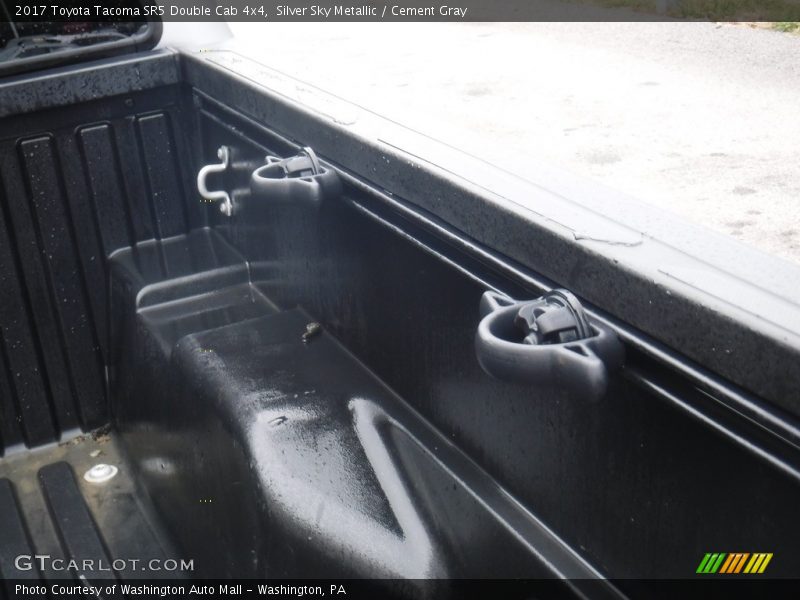 Silver Sky Metallic / Cement Gray 2017 Toyota Tacoma SR5 Double Cab 4x4
