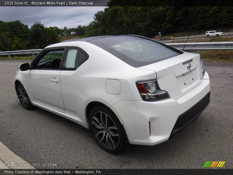 Blizzard White Pearl / Dark Charcoal 2015 Scion tC