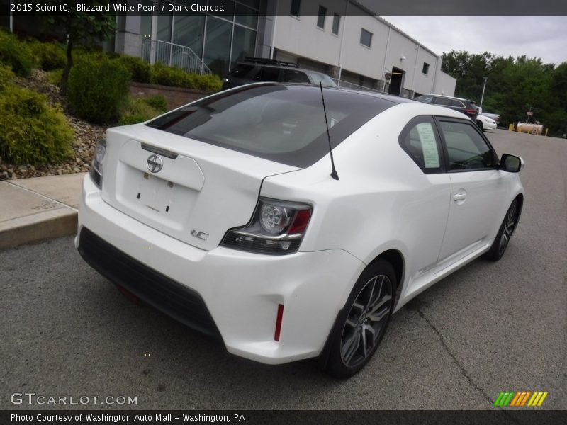 Blizzard White Pearl / Dark Charcoal 2015 Scion tC