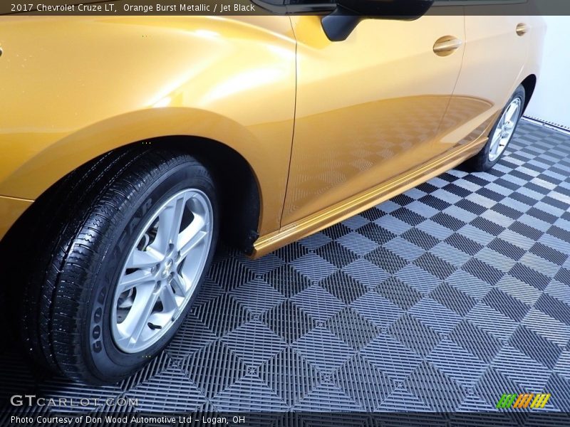 Orange Burst Metallic / Jet Black 2017 Chevrolet Cruze LT