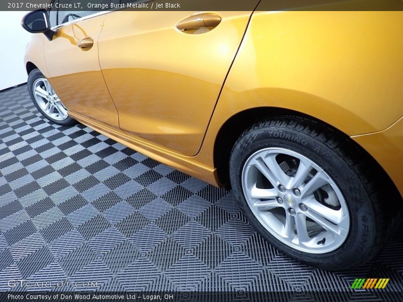 Orange Burst Metallic / Jet Black 2017 Chevrolet Cruze LT