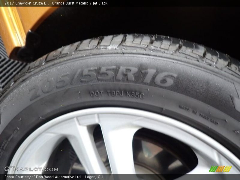 Orange Burst Metallic / Jet Black 2017 Chevrolet Cruze LT