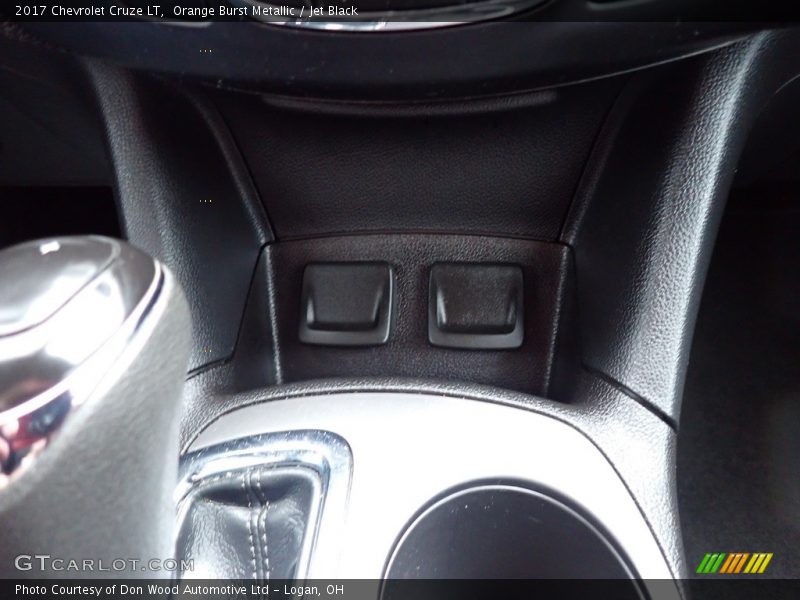 Orange Burst Metallic / Jet Black 2017 Chevrolet Cruze LT