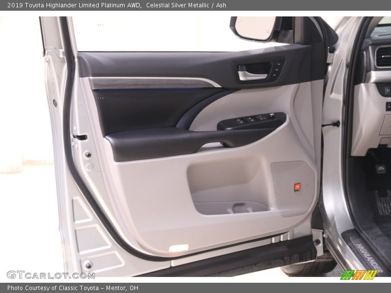 Celestial Silver Metallic / Ash 2019 Toyota Highlander Limited Platinum AWD
