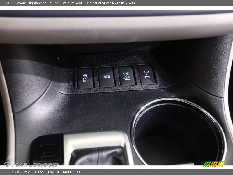 Celestial Silver Metallic / Ash 2019 Toyota Highlander Limited Platinum AWD