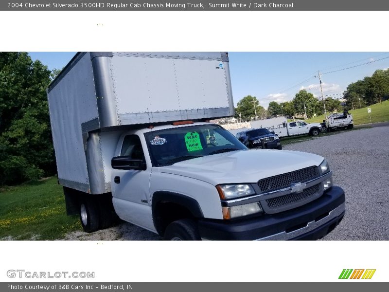 Summit White / Dark Charcoal 2004 Chevrolet Silverado 3500HD Regular Cab Chassis Moving Truck