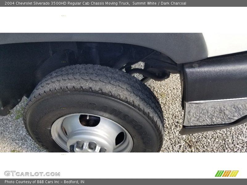 Summit White / Dark Charcoal 2004 Chevrolet Silverado 3500HD Regular Cab Chassis Moving Truck