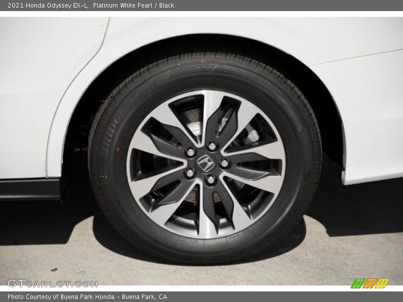 Platinum White Pearl / Black 2021 Honda Odyssey EX-L