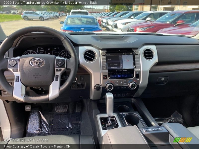 Super White / Black 2020 Toyota Tundra Limited CrewMax 4x4
