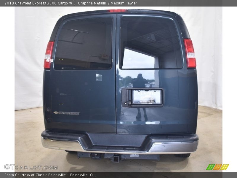 Graphite Metallic / Medium Pewter 2018 Chevrolet Express 3500 Cargo WT