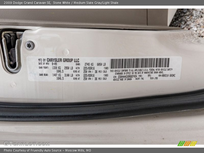 Stone White / Medium Slate Gray/Light Shale 2009 Dodge Grand Caravan SE