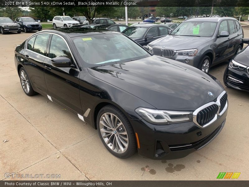 Front 3/4 View of 2021 5 Series 540i xDrive Sedan