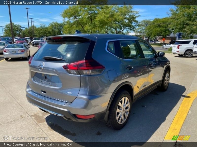 Gun Metallic / Charcoal 2018 Nissan Rogue S AWD