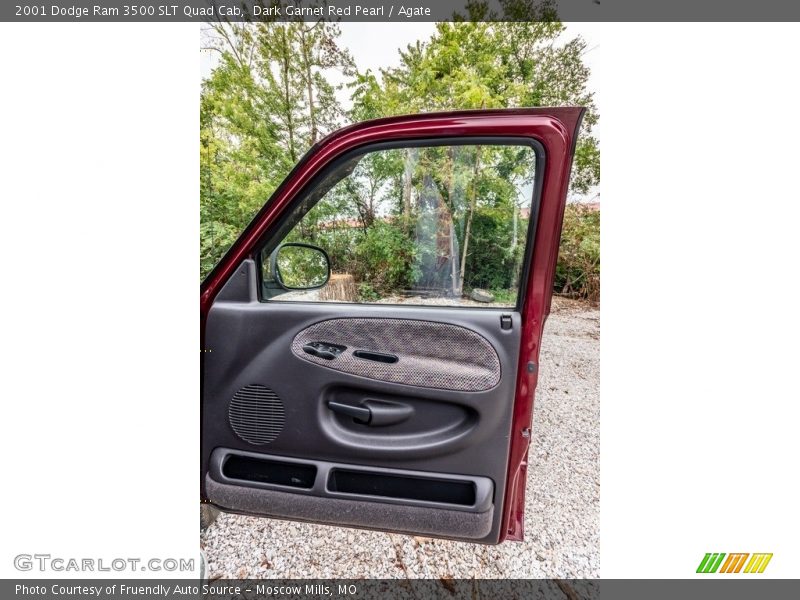 Door Panel of 2001 Ram 3500 SLT Quad Cab