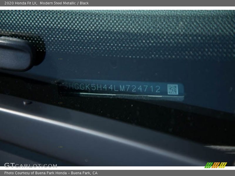 Modern Steel Metallic / Black 2020 Honda Fit LX