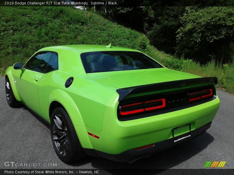 Sublime / Black 2019 Dodge Challenger R/T Scat Pack Widebody