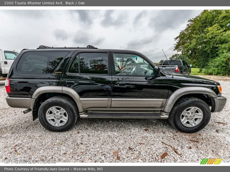 Black / Oak 2000 Toyota 4Runner Limited 4x4