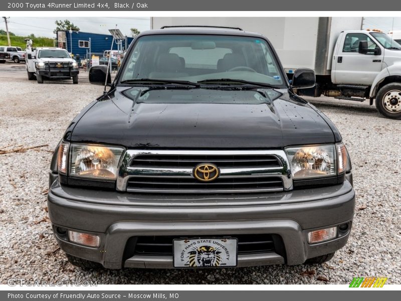 Black / Oak 2000 Toyota 4Runner Limited 4x4