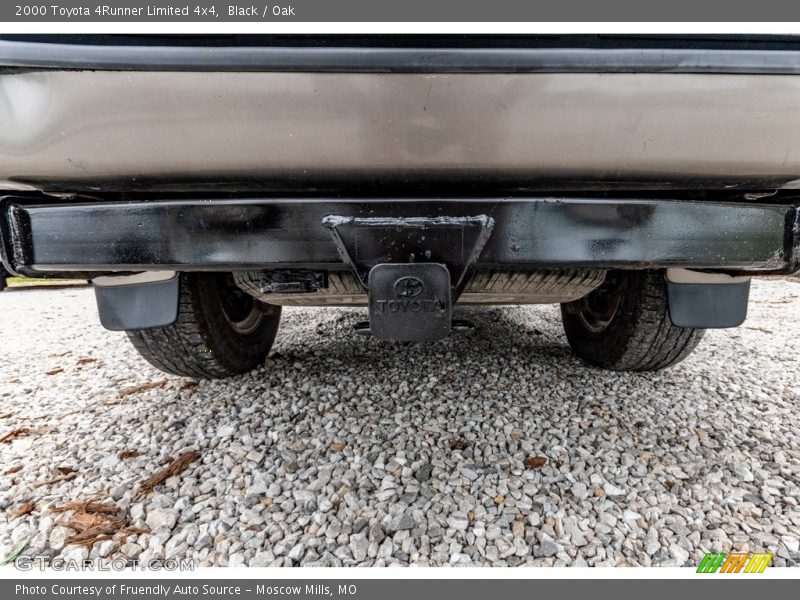 Black / Oak 2000 Toyota 4Runner Limited 4x4