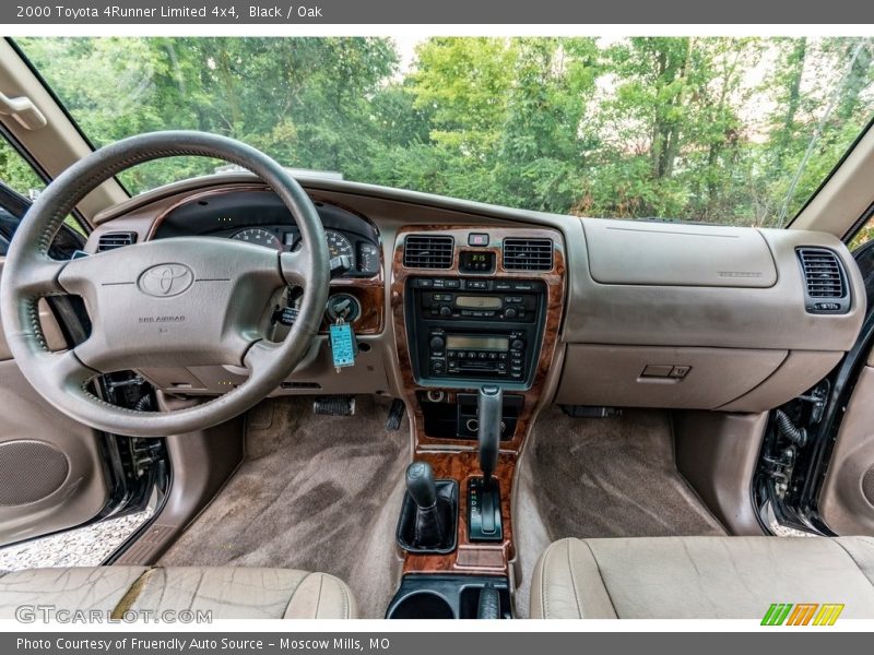 Black / Oak 2000 Toyota 4Runner Limited 4x4