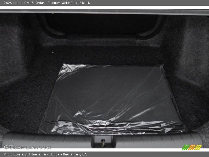 Platinum White Pearl / Black 2020 Honda Civic Si Sedan