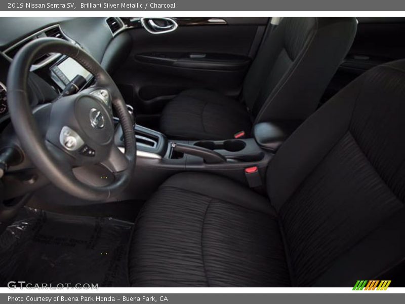 Brilliant Silver Metallic / Charcoal 2019 Nissan Sentra SV